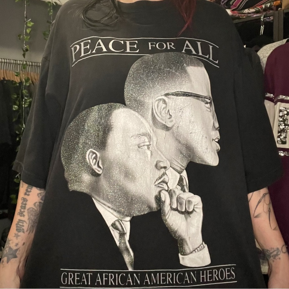 Vintage African American Heroes Struggle Continues MLK Malcolm X Glitter Tee